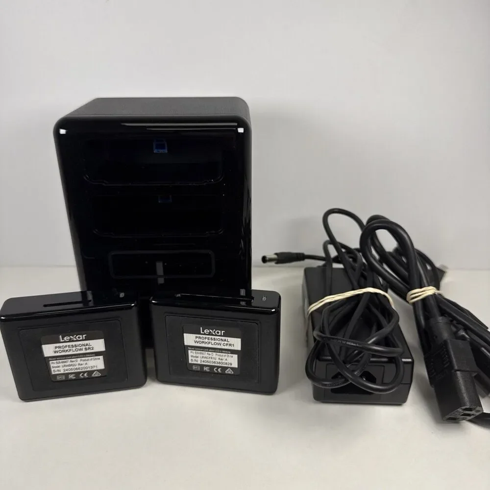 Lexar Professional Workflow HR2 Hub w/ cables
